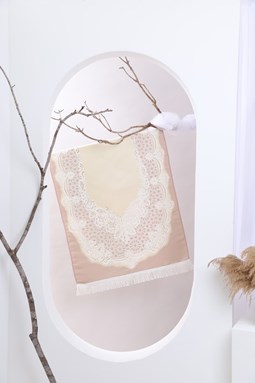 Nuwayr Cameo Brown
