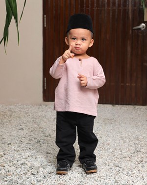 TEMENGGONG BOY - SOFT PINK