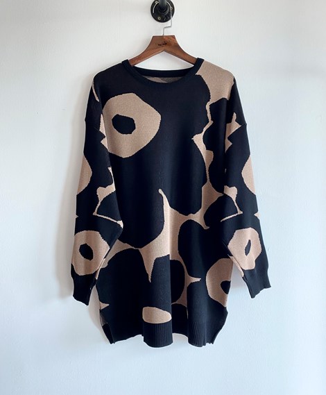 MANIS KNITWEAR