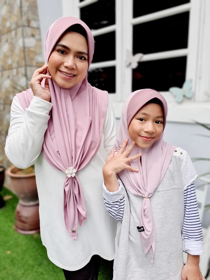 Bawal Molly Dotter Baby Pinky Nuriman Scarf nuriman scarf squarelet