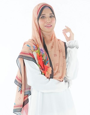 IMAN by De'Xandra Shawl