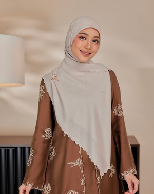 TAMPUK MANGGIS :  PEARL