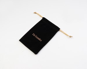 POUCH